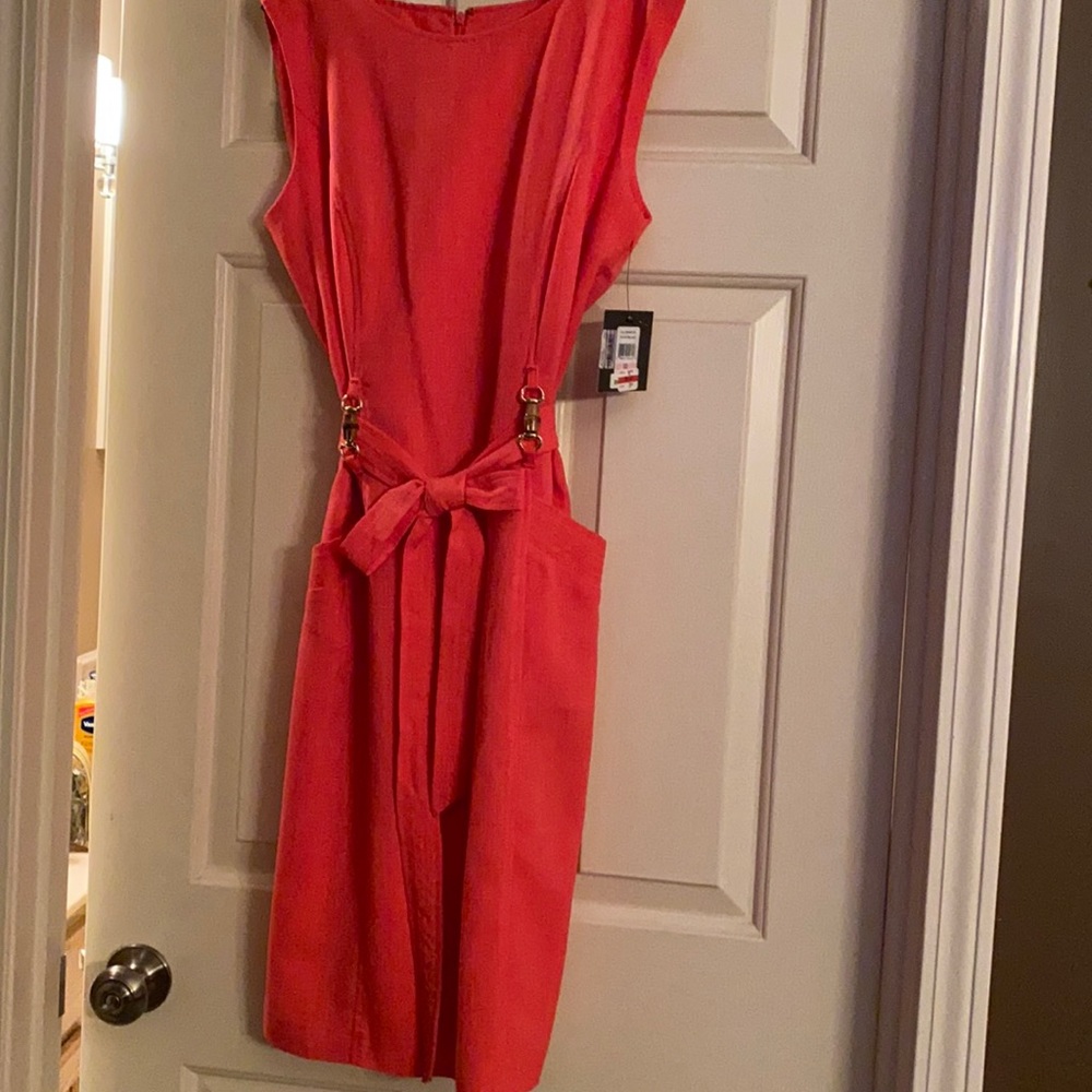 Sleeveless Ellen Tracy dress